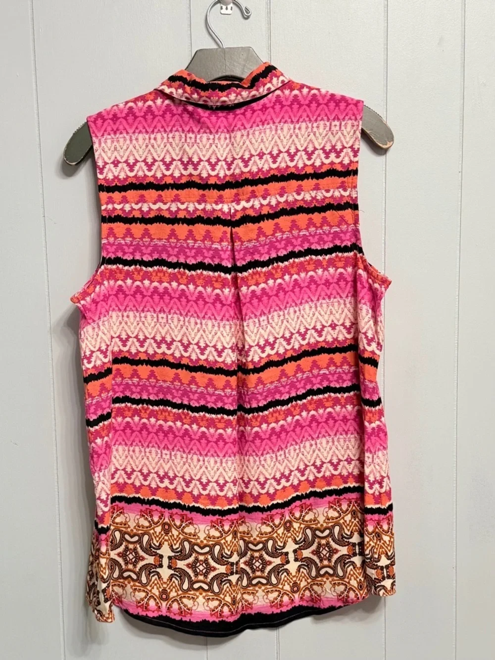 #16)  new directions Pink and Orange Patterned Sleeveless Top